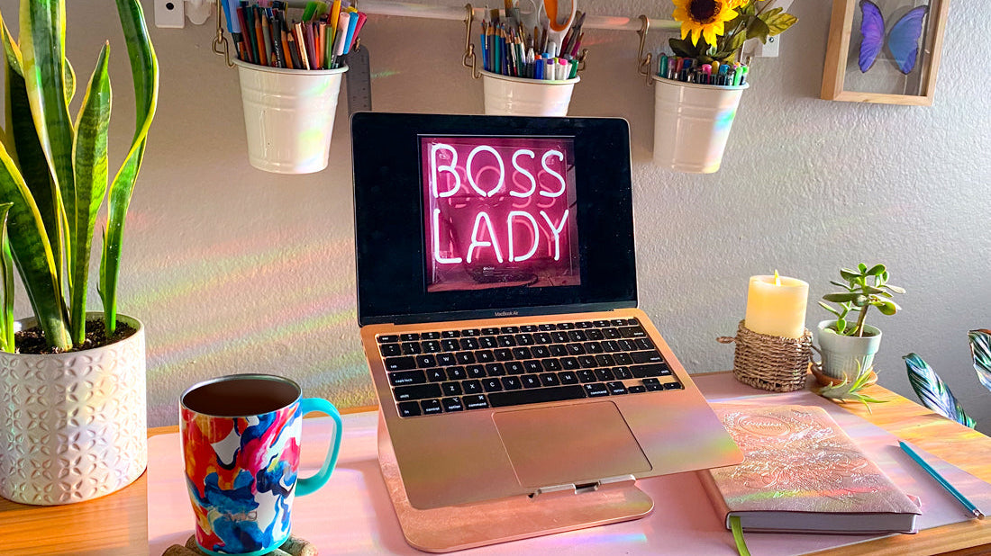 12 Best Gift Ideas for Female Bosses and Entrepreneurs